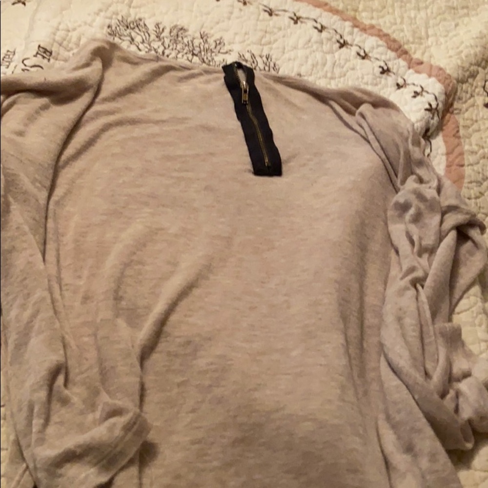 Shirt - Picture 2 of 3